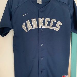 Yankees button up